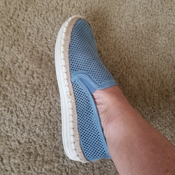 NEW Soda Blue Soda Slip On Shoes - Picture 6 of 6